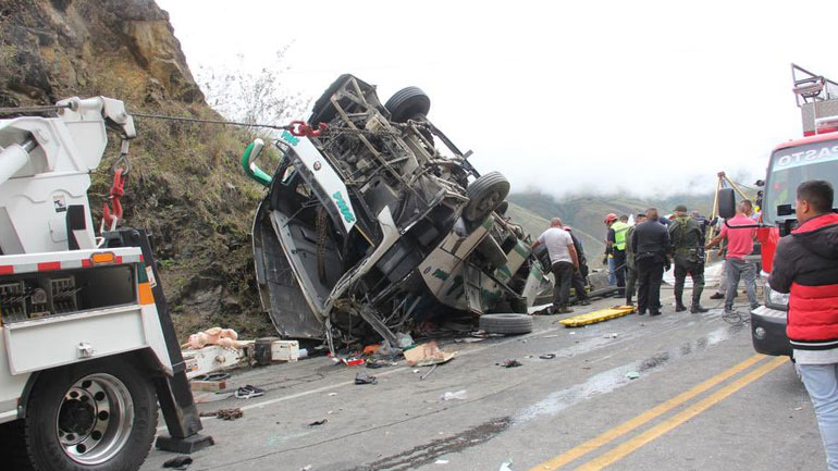 Κολομβία: Τουλάχιστον 20 νεκροί σε τροχαίο με λεωφορείο