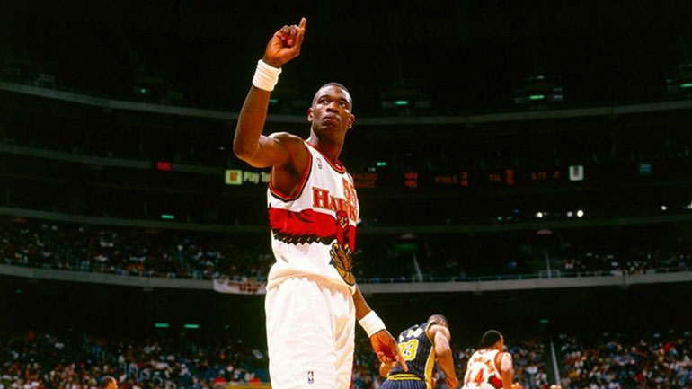 Διαγνώστηκε με όγκο στον εγκέφαλο ο Ντικέμπε Μουτόμπο