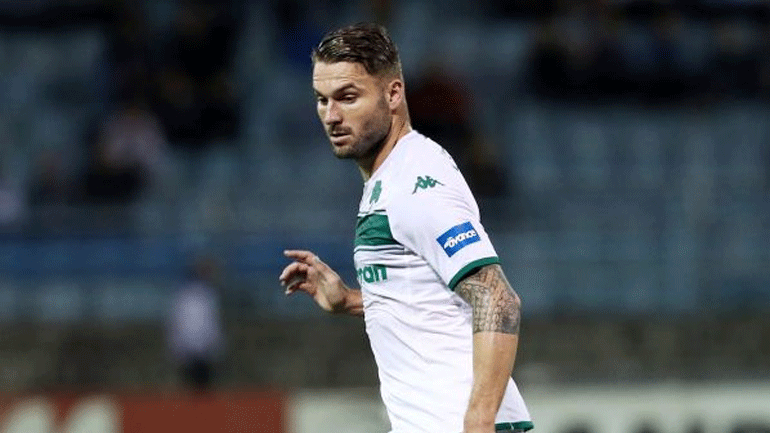 Σένκεφελντ: «Αφιερώνουμε αυτή τη νίκη στον Τρουιγιέ»