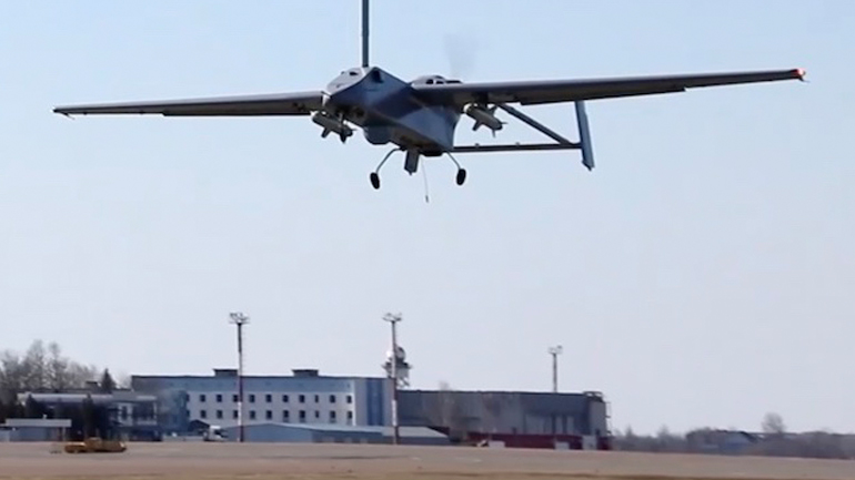 Ρωσικά drones έπληξαν δεξαμενές με ηλιέλαιο σε έναν από τους τερματικούς σταθμούς της πόλης Μικολάιβ