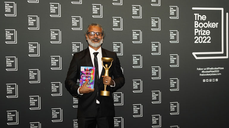 Στον Σεχάν Καρουνατιλάκα από τη Σρι Λάνκα απονεμήθηκε το βρετανικό βραβείο Booker