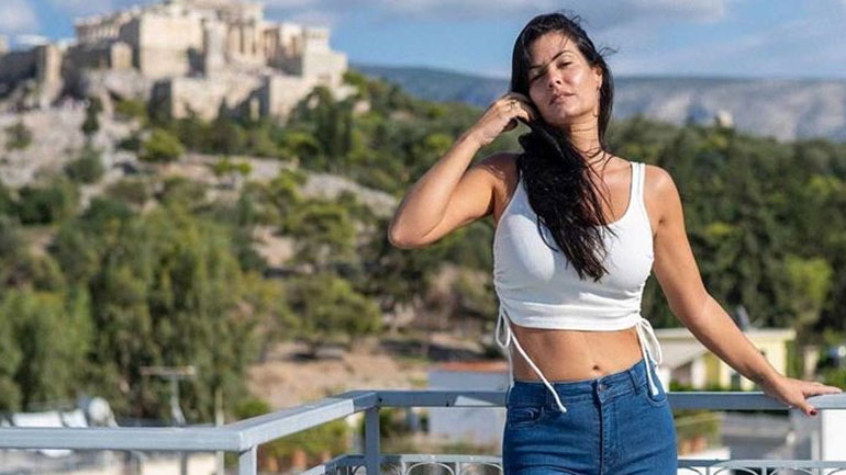 Μαρία Κορινθίου: «Πέφτουν πολλά μαχαίρια στα πρωινά και είναι κρίμα, τη Δούκισσα την εκτιμώ»