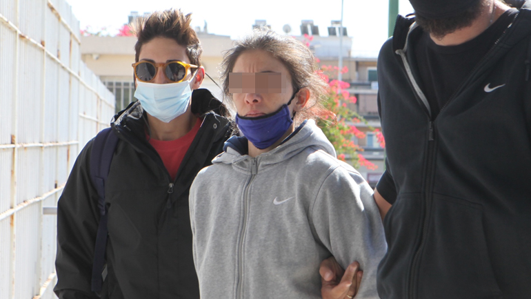 «H γυναίκα του Μίχου μου πρόσφερε χρήματα για να μην τον καταγγείλω»