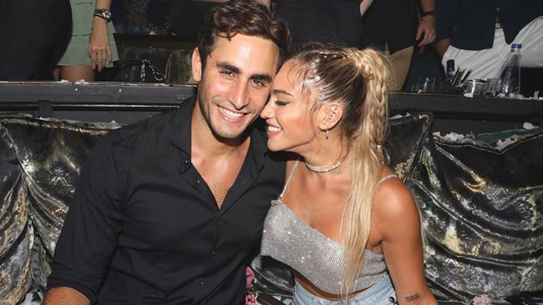 Μάριος Καπότσης για Κόνι Μεταξά: «Εγώ δεν τη βλέπω όπως παρουσιάζεται»