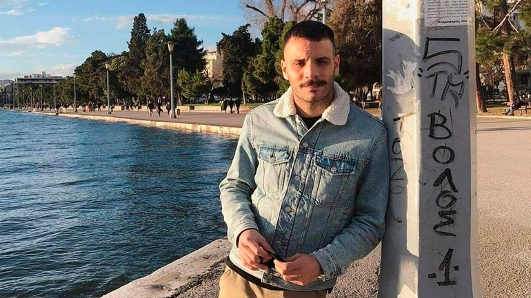 «Μίλησαν» οι ζωγραφιές στην υπόθεση ασέλγειας κατά του 4χρονου στο Αγρίνιο «Μίλησαν» οι ζωγραφιές στην υπόθεση ασέλγειας κατά του 4χρονου στο Αγρίνιο