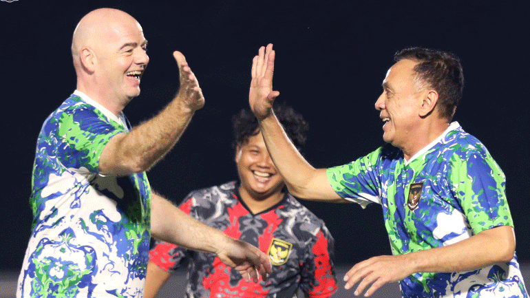 Ινδονησία: Οργή προκαλεί ένας αγώνας με τον Τζιάνι Ινφαντίνο