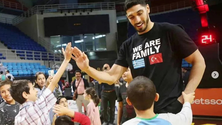 Ενές Καντέρ: Ο Ερντογάν απειλεί την Ελλάδα