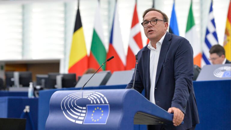 Έκκληση Π. Κόκκαλη ενόψει COP27: «Η Ευρώπη να ηγηθεί παγκοσμίως για μια δίκαιη πράσινη μετάβαση»