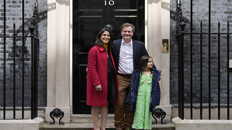 Βιβλίο για τα έξι χρόνια στις ιρανικές φυλακές ετοιμάζει η Ναζανίν Ζαγκαρί-Ράτκλιφ