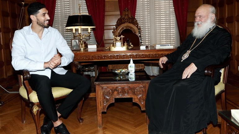 Επίσκεψη του Ενές Καντέρ στον αρχιεπίσκοπο Ιερώνυμο