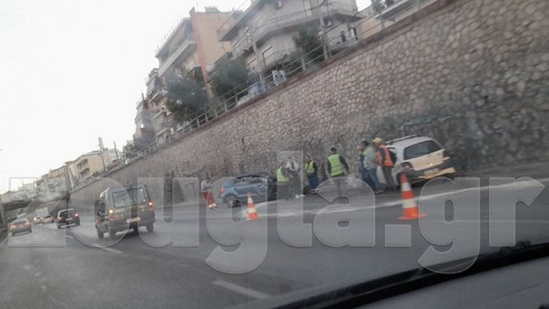 Στα «κόκκινα» ο Κηφισός μετά από τροχαίο με καραμπόλα