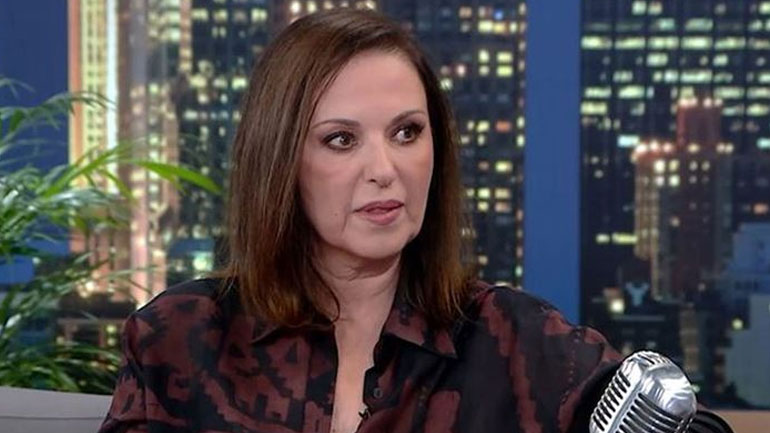 Κοραλία Καράντη: Η εξομολόγηση για την εμμονή της με τους μεγαλύτερους άντρες