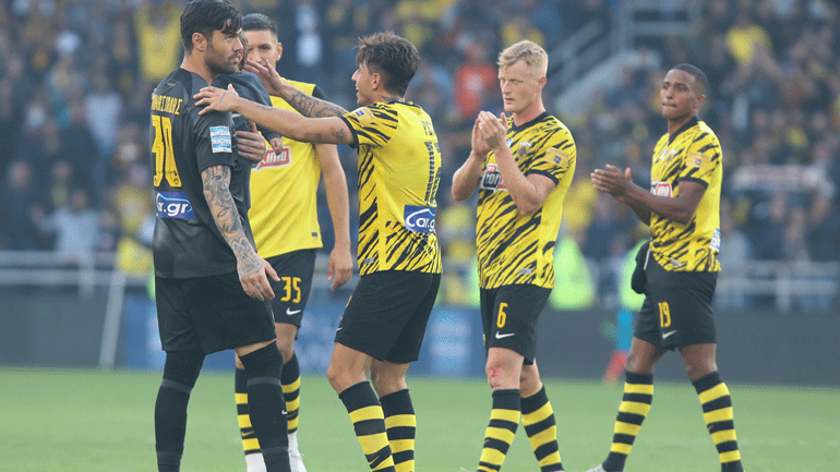 Τρεις άσοι στο δρόμο για το ταμείο