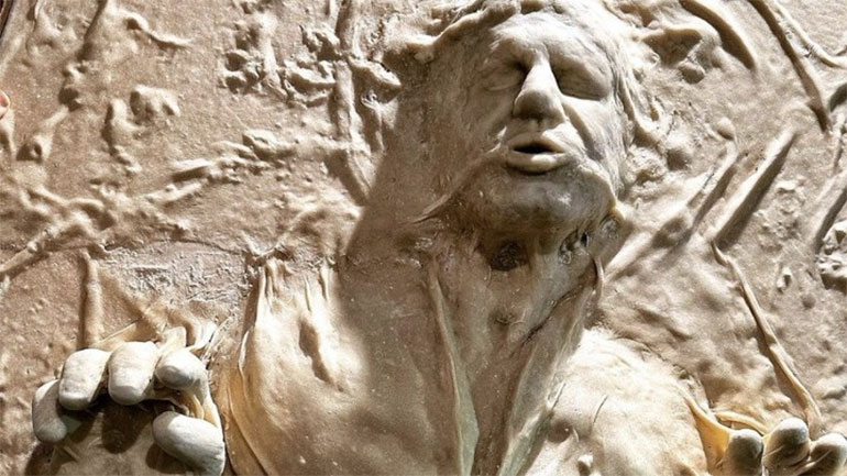 Έφτιαξαν τον Han Solo του Star Wars από ψωμί σε φυσικό μέγεθος