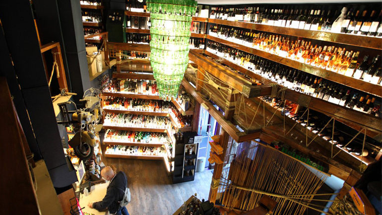 Μια από τις παλαιότερες κάβες της Αθήνας – Canava Spirituality