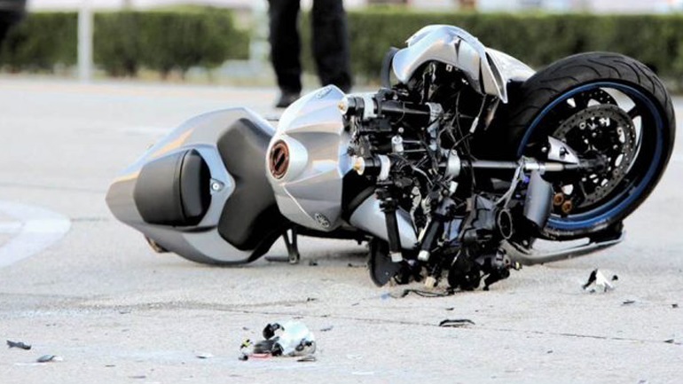 Εμφανίστηκε ο 36χρονος που εγκατέλειψε τον 20χρονο βαριά τραυματισμένο την Πέμπτη Εμφανίστηκε ο 36χρονος που εγκατέλειψε τον 20χρονο βαριά τραυματισμένο την Πέμπτη