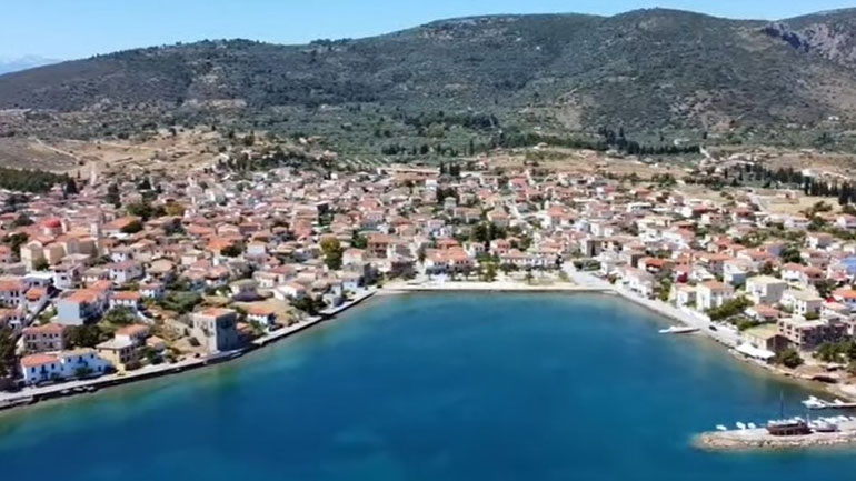 Δείτε απο ψηλά την μικρή θαλασσινή πολιτεία της Φωκίδας