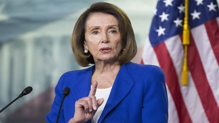 Πελόζι: Ο Τραμπ είναι υπερβολικά δειλός για να υπακούσει στην κλήτευση που έλαβε από το Κογκρέσο