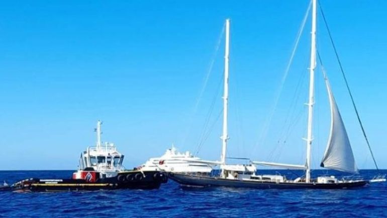 Ιστιοφόρο με τρεις επιβάτες έπλεε ακυβέρνητο ανοιχτά της Κρήτης