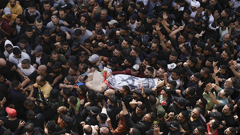 Νεκροί έξι Παλαιστίνιοι από ισραηλινά πυρά στη Ναμπλούς Νεκροί έξι Παλαιστίνιοι από ισραηλινά πυρά στη Ναμπλούς