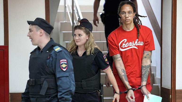 Η Ουάσινγκτον εργάζεται για τον επαναπατρισμό της Αμερικανίδας σταρ του μπάσκετ Μπρίτνεϊ Γκράινερ