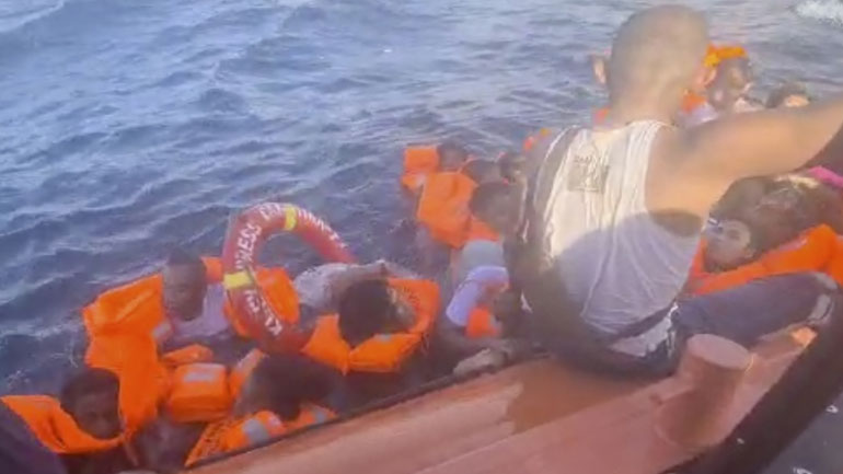 Ινδονησία: Τουλάχιστον 13 νεκροί από πυρκαγιά σε πλοίο