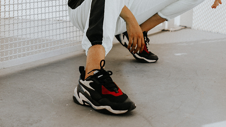 Οι συνήθειες που καταστρέφουν τα αθλητικά παπούτσια