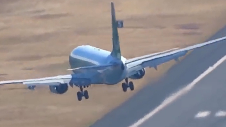 Πορτογαλία: Προσγείωση για γερά νεύρα στο αεροδρόμιο «Κριστιάνο Ρονάλντο»