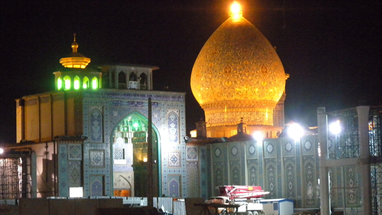 Ιράν: Σύγχυση γύρω από τον αριθμό των θυμάτων της επίθεσης στο μαυσωλείο Σαχ Σεράγ – Πάνω από 10 οι νεκροί