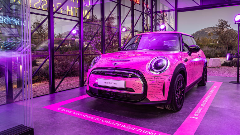 Η MINI παίρνει μέρος στην εκστρατεία και στον αγώνα ενάντια στον καρκίνο του μαστού