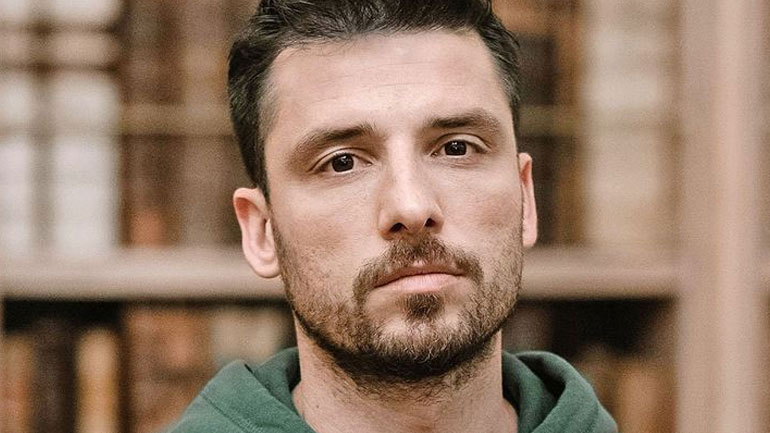 Σπύρος Χατζηαγγελάκης: Η αντίδρασή του όταν ρωτήθηκε για την εγκυμοσύνη της Μαίρης Συνατσάκη