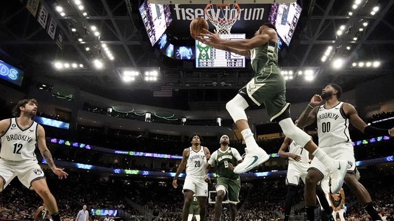 ΝΒΑ: Απίθανος Αντετοκούνμπο και μεγάλη νίκη των Μπακς κόντρα στους Νετς!