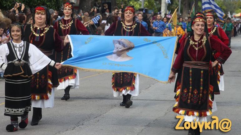 28η Οκτωβρίου: Ολοκληρώθηκε η μαθητική παρέλαση στα Βριλήσσια