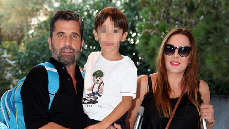 Θανάσης Βισκαδουράκης: «Κοιμόμαστε και οι τρεις μαζί. Μου λένε όλοι ότι κάνω λάθος…»