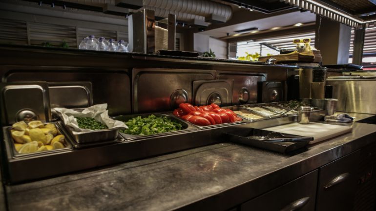 Κρήτη: Ψητοπωλείο δεν είχε εκδώσει αποδείξεις 1,1 εκατ. ευρώ