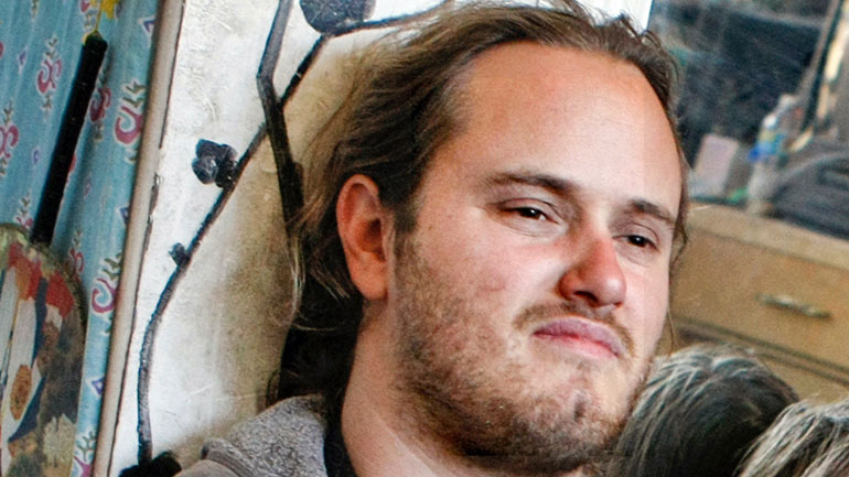 Ακροδεξιός και συνωμοσιολόγος ο άνδρας που τραυμάτισε τον σύζυγο της Πελόζι