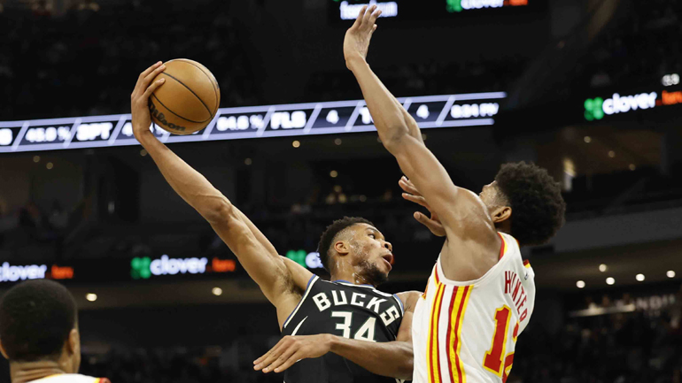 NBA: Νέο σόου του Γιάννη για το 5Χ5 των Μπακς!