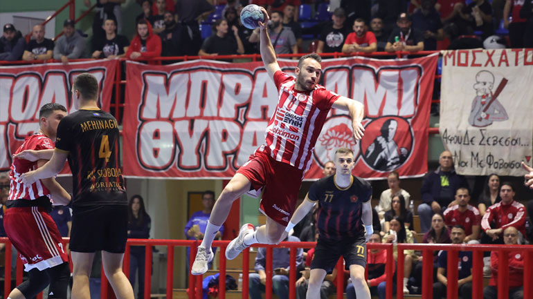 Χάντμπολ: Πολύ κοντά στην πρόκριση ο Ολυμπιακός, 34-24 τη  Σλόμποντα Τούζλα