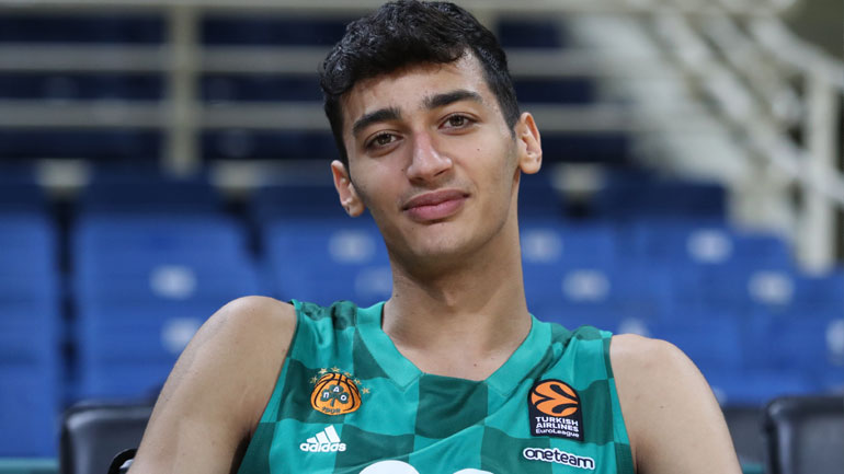 Παναθηναϊκός: Ο 17χρονος Σαμοντούροφ πέτυχε τον πρώτο του πόντο στην Basket League