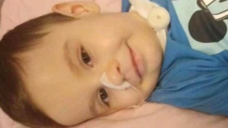 «Παιδική Χαρά»: Έκκληση για βοήθεια στον εξάχρονο Χρυσοβαλάντη που κινδυνεύει να τυφλωθεί