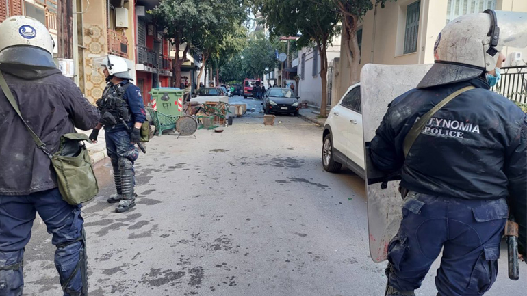 Λάρισα: Σε εξέλιξη αστυνομική επιχείρηση για την εκκένωση της κατάληψης «Ντουγρού»