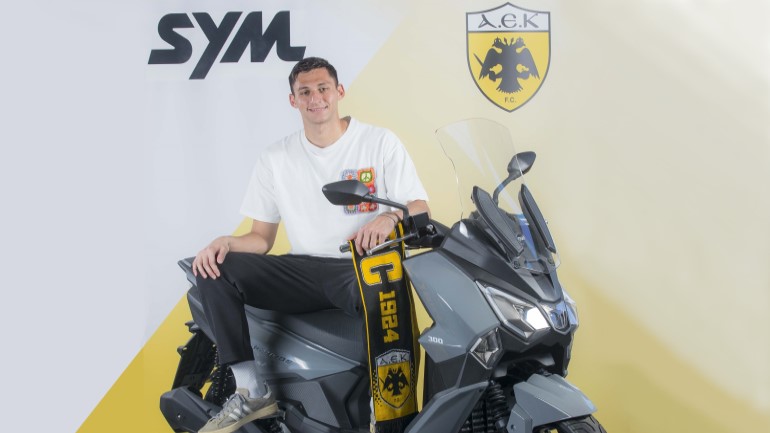 Η SYM χορηγός σκούτερ για την Α.Ε.Κ.