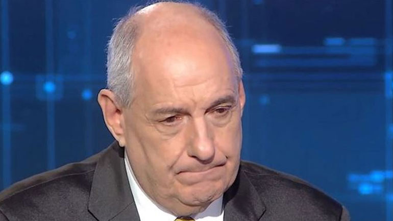 Δάκρυσε ο Τέρενς Κουίκ: «Δεν χάρηκα κανένα από τα τρία παιδιά στο μεγάλωμά τους»