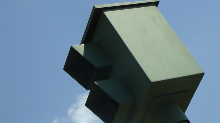 Κλέβουν τις κάμερες ταχύτητας στην Σουηδία και τις τοποθετούν σε ρωσικά drones;