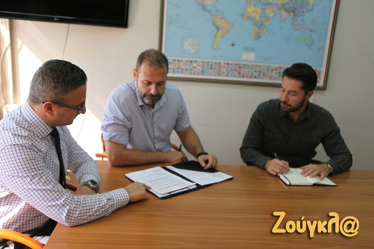 Η ομάδα της Δίωξης Ναρκωτικών Αττικής μελετά υπόθεση και σχεδιάζει την επιχείρηση