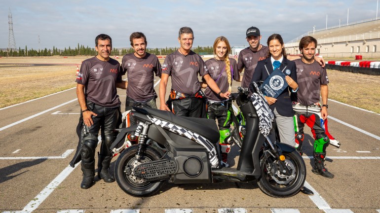 Το νέο SEAT MÓ 125 Performance κατέκτησε δυο ρεκόρ Guinnes!