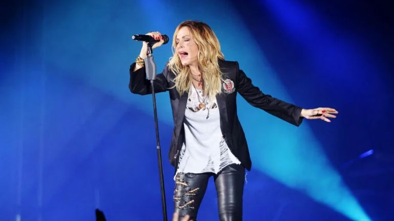 Άννα Βίσση: Αποθέωσε on stage τη Λένα Ζευγαρά και έκανε δημόσια εξομολόγηση που συγκινεί Άννα Βίσση: Αποθέωσε on stage τη Λένα Ζευγαρά και έκανε δημόσια εξομολόγηση που συγκινεί