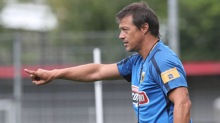 Ο Παούνοβιτς αποθέωσε τον Ματίας Αλμέιδα: «Η δουλειά του μοντέλο για να ακολουθήσεις»