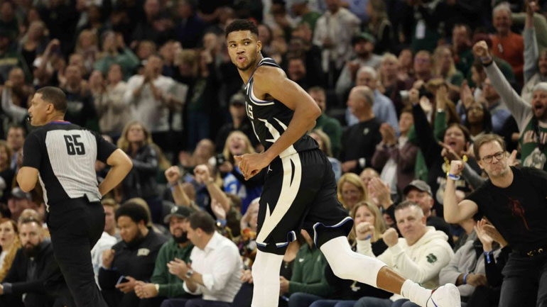 ΝΒΑ: Έκαναν το «6 στα 6» οι Μπακς, νίκησαν 110-108 τους Πίστονς