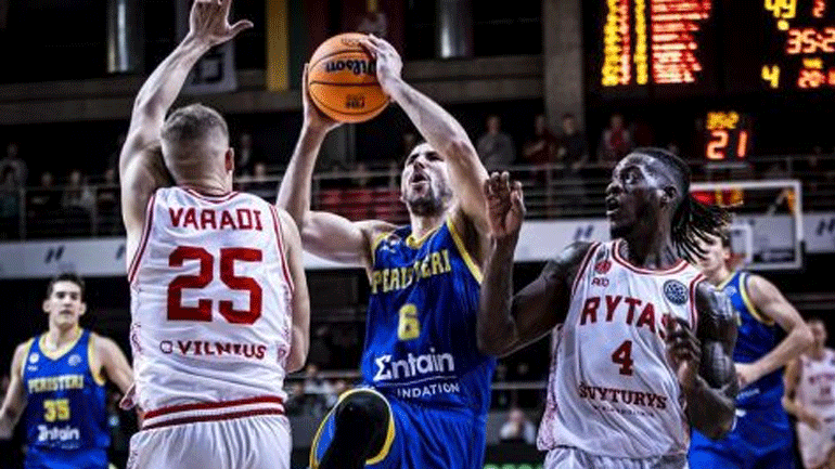 Basketball Champions League: Πρώτη ήττα για το Περιστέρι, 89-64 η Ρίτας